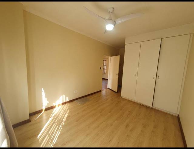 2 BEDROOM TOWNHOUSE FOR SALE IN ROOIHUISKRAAL NORTH